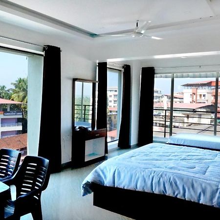 Dwarka Lodging & Boarding Mulki Екстериор снимка