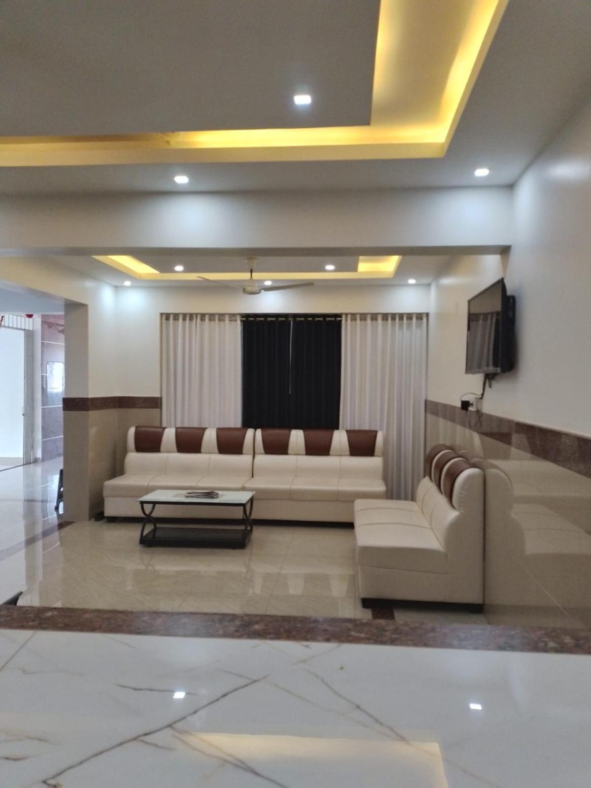 Dwarka Lodging & Boarding Mulki Екстериор снимка